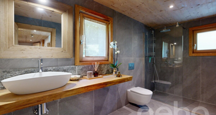 Exclusif: magnifique chalet de 2 appartements image 9