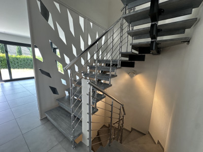 Belle villa récente, moderne et très fonctionnelle. image 8