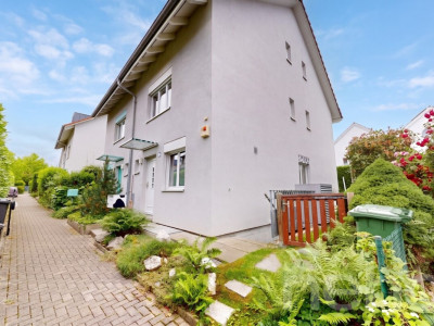 Gepflegtes 5-Zimmer Doppel-EFH an familienfreundlicher Lage im Grünen image 1