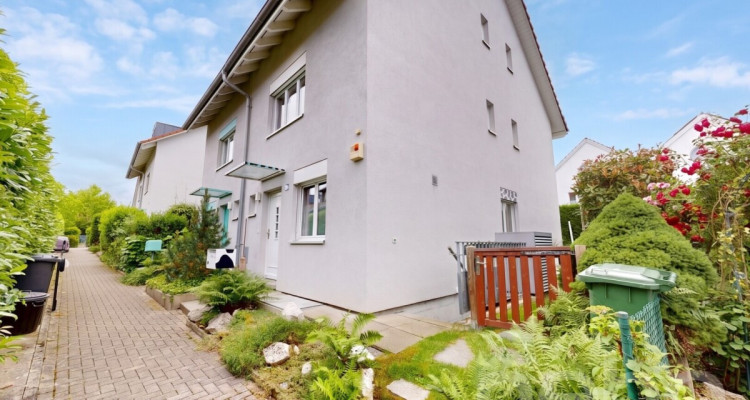 Gepflegtes 5-Zimmer Doppel-EFH an familienfreundlicher Lage im Grünen image 1