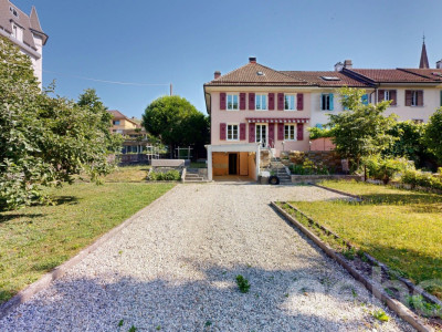 Charmante maison des années 1920 avec vaste jardin privatif image 1