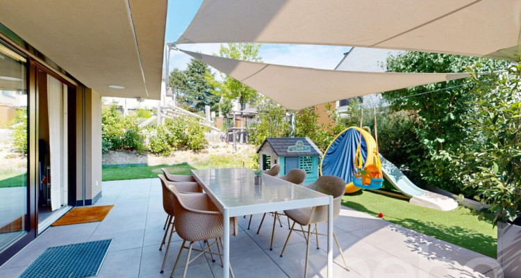 Élégante maison mitoyenne avec jardin privatif à Renens image 10