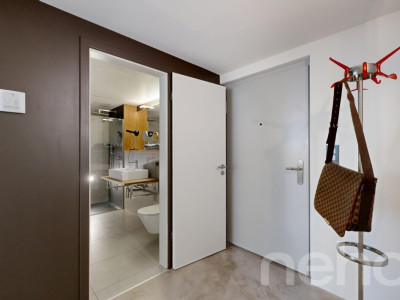 Unique : Duplex contemporain / grand balcon ouest / vue lac partielle image 12