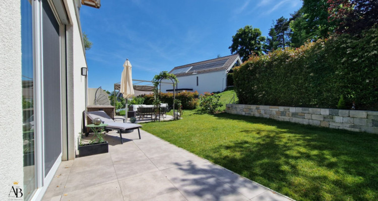 Opportunité à saisir : Magnifique appartement de 4,5 pièces et son jardin privé image 6