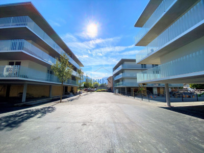 Spacieux attique 2,5p de 90m2 et grande terrasse de 29 m2 au centre de Fully image 11
