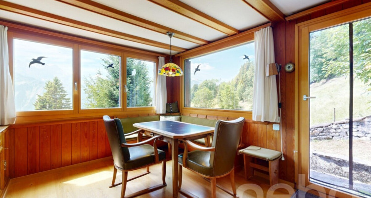 Alpines Chalet mit Einliegerwohnung und traumhafter Bergsicht image 2