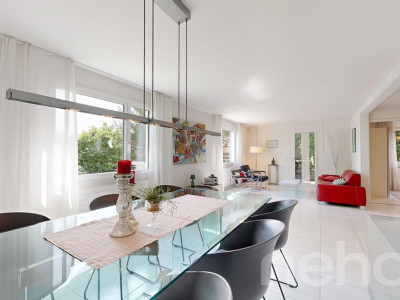 Freistehendes Einfamilienhaus mit grossem Garten und viel Privatsphäre image 3