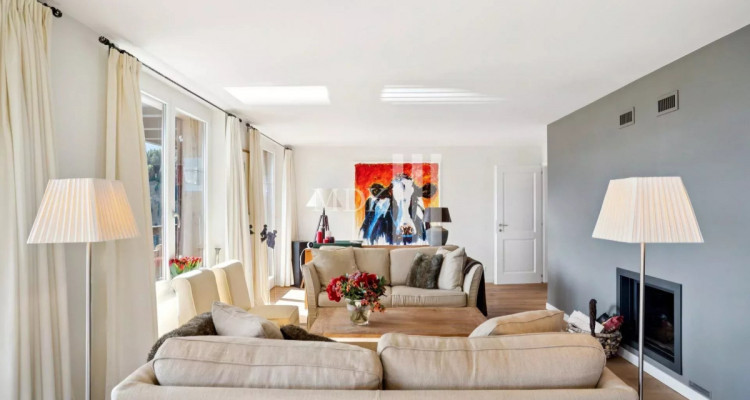 Magnifique appartement Ski in and out image 4