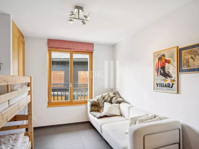 Lumineux appartement : Ski in and out image 13