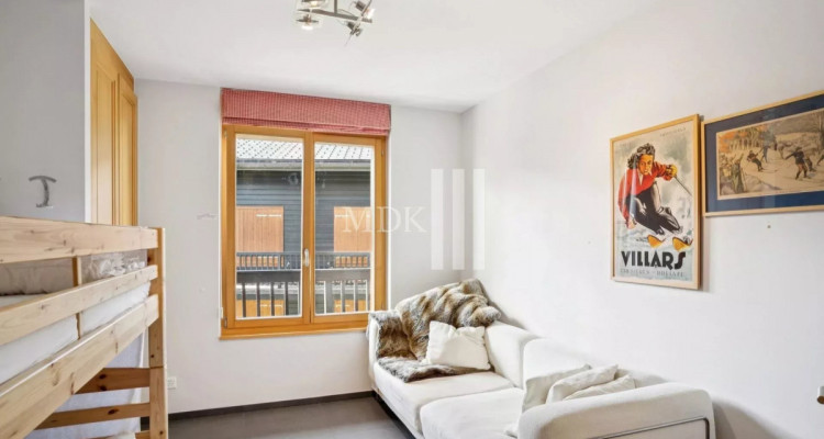 Lumineux appartement : Ski in and out image 13