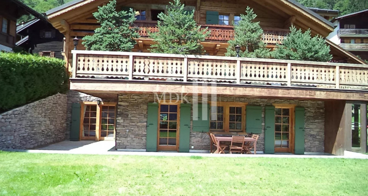 Magnifique appartement au coeur du village image 1