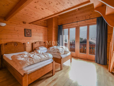 Magnifique chalet idéalement situé au coeur du village image 9