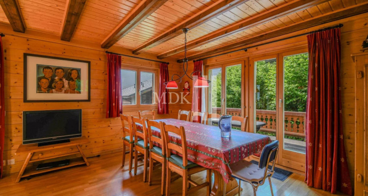 Magnifique chalet idéalement situé au coeur du village image 5