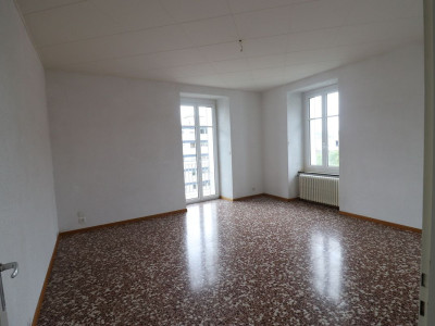Immeuble de rendement avec 9 appartements, 1 atelier et 8 garages image 8