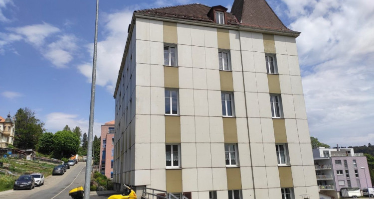 Immeuble de rendement avec 9 appartements, 1 atelier et 8 garages image 3