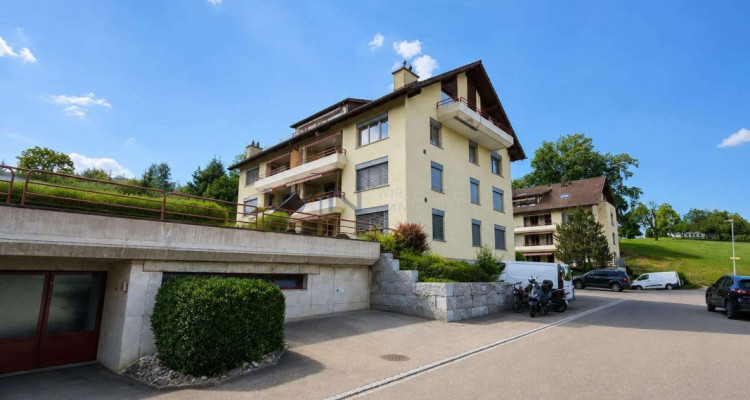 Familienparadies mit traumhafter Aussicht image 6