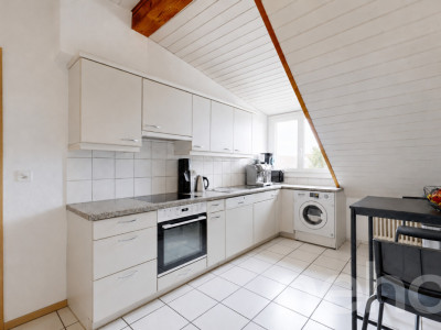 Charmante 3.5-Zimmer-Dachwohnung mit Balkon an ruhiger Lage in Basel image 7