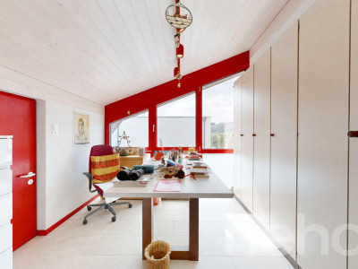 Wohnung mit offenem Raumkonzept, Wintergarten und besonderem Charakter image 7