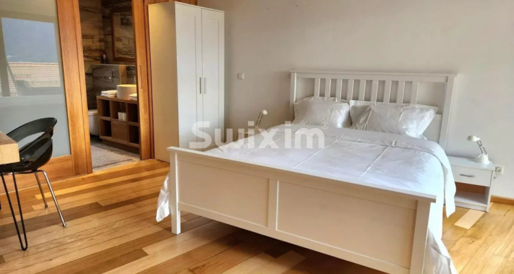 Exclusivité ! Vivez le charme du lac, Superbe triplex dans une bâtisse historique ! image 4