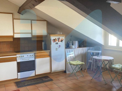 Appartement de 4,5 pièces au 5eme étage situé à Genève 1205 image 2