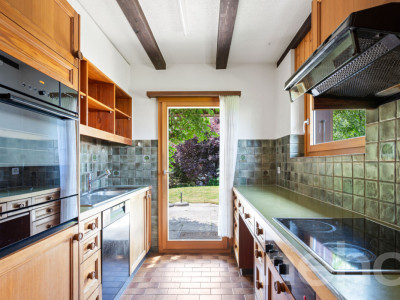 Grosszügiges Einfamilienhaus mit Garten und vielseitigen Möglichkeiten image 5