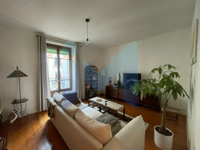 Appartement de 3 pièces au 3ème étage situé à Genève 1205 image 1