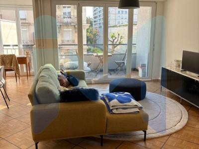Appartement de 4 pièces au 2ème étage situé à Genève 1202 image 1