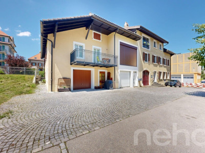 Splendide duplex de 6,5 pces (217 m²) ? Idéal pour les familles image 1