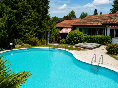 Villa individuelle avec piscine sur magnifique parcelle arborisée image 6