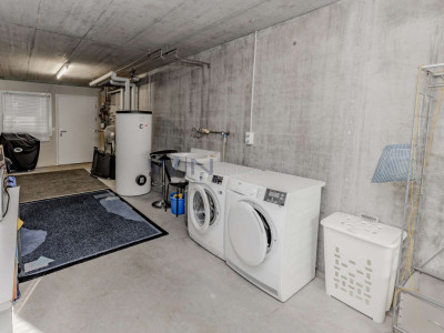 Attika mit 99 m² Sonnenterrasse und Panorama image 13