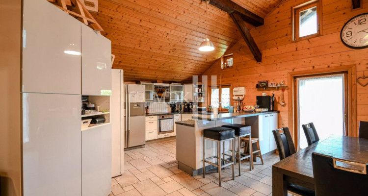 Authentique chalet de deux appartements image 5