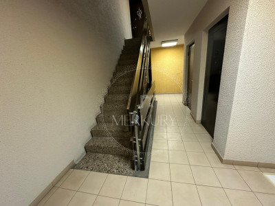 Un magnifique appartement de 4,5 pièces situé dans la région des Eaux Vives.  image 1