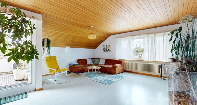 Preiswerte Dachwohnung mit Weitsicht an ruhiger Lage image 2