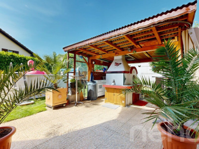 Superbe maison familiale avec piscine et cuisine dété au calme image 3
