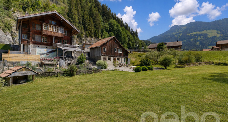 Un chalet plein de charme dans un écrin de verdure image 3
