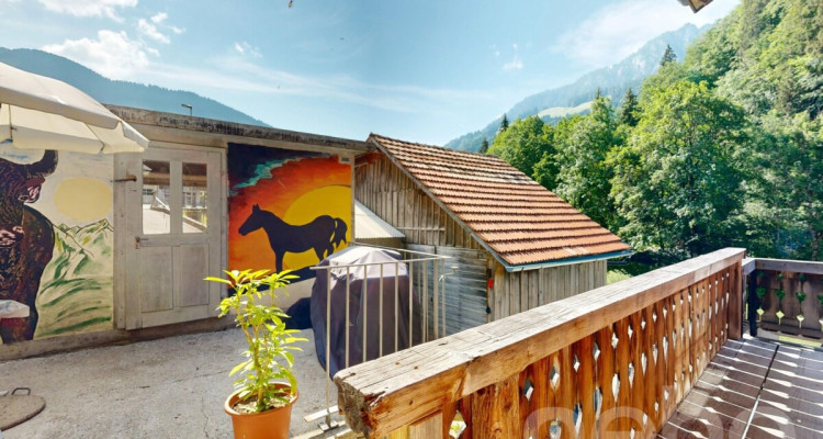 Un chalet plein de charme dans un écrin de verdure image 4