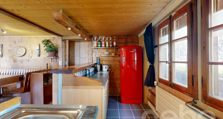 Un chalet plein de charme dans un écrin de verdure image 8