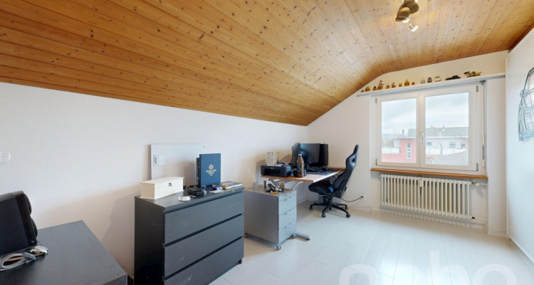 Preiswerte Dachwohnung mit 131 m² nahe Emme und Zentrum image 8