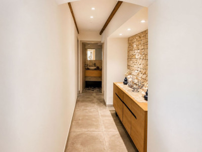 Luxueux appartement baigné de lumière image 12