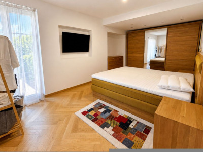 Luxueux appartement baigné de lumière image 13