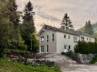 Villa à Saint-Cergue - Rare opportunité en Suisse pour acheteurs internationaux  image 1