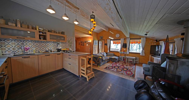 Exclusivité - Chalet de charme à Trélex vue lac & Alpes, à 5 minutes de Nyon image 5