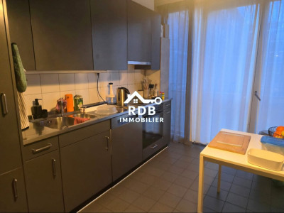 Appartement de 5 pièces au 2ème étage situé à Grand-Saconnex 1218 image 1
