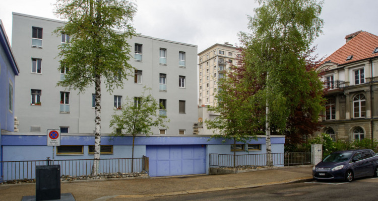 Immeuble mixte avec un rendement de 6,13 % au centre de La Chaux-de-Fonds image 4
