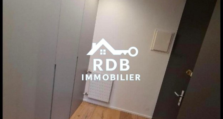 Appartement de 4,5 pièces au 1er étage situé à Genève 1208 image 4