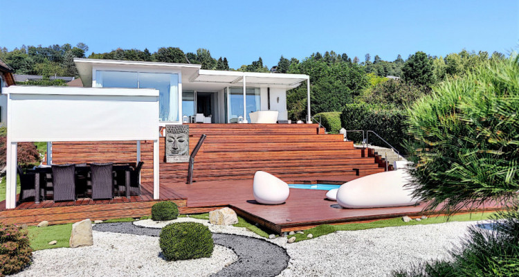 Villa moderne avec piscine à Lugnorre image 1