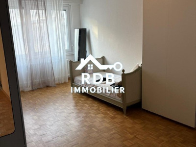 Appartement de 4 pièces au 2ème étage situé à Genève 1202 image 7