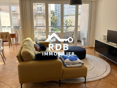 Appartement de 4 pièces au 2ème étage situé à Genève 1202 image 1