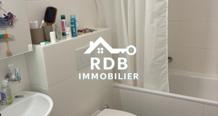 Appartement de 4 pièces au 2ème étage situé à Genève 1202 image 9