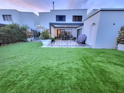 Superbe villa contemporaine de 5.5 pièces image 1